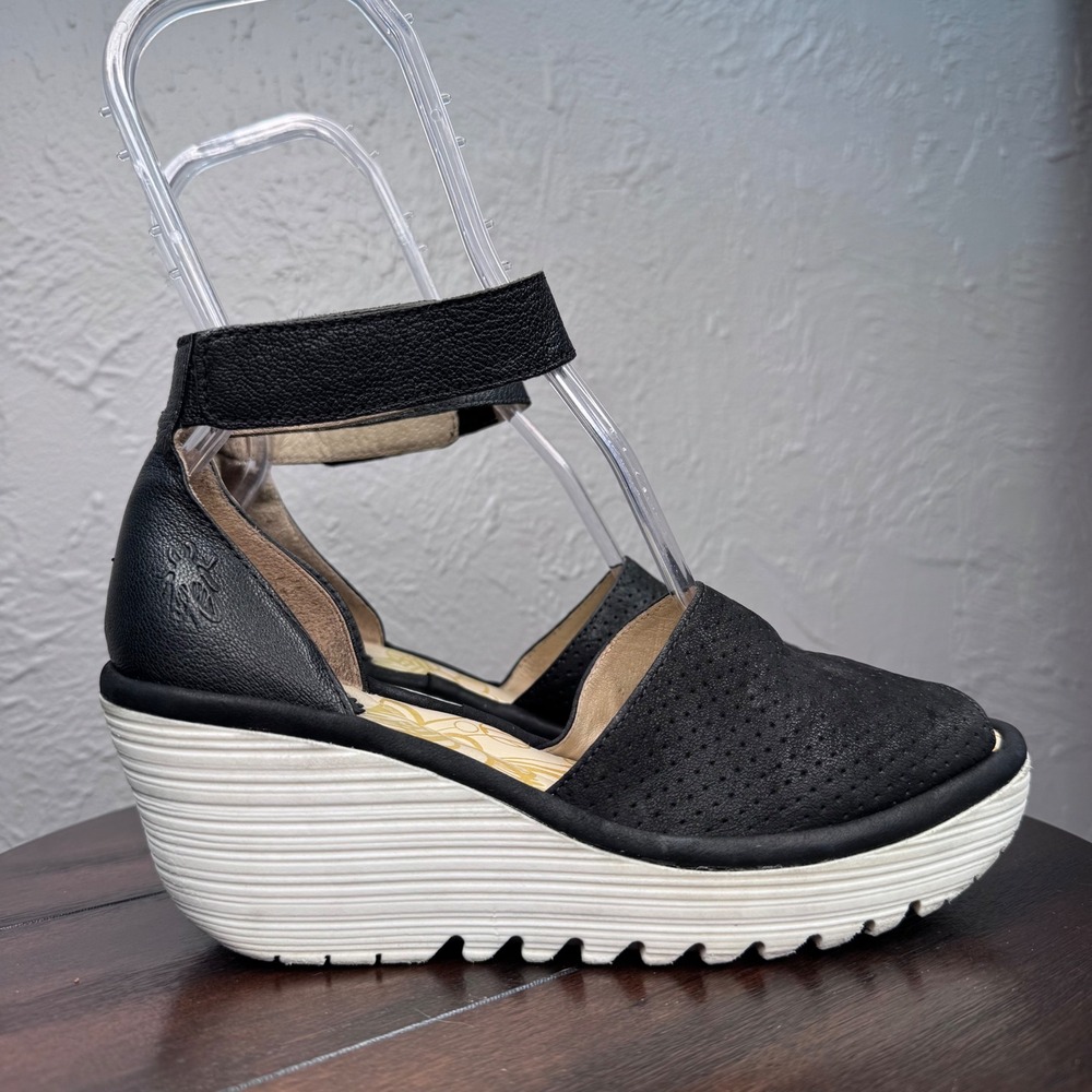 Fly London Yake Women's Size 38 (US sz 7) Perforated Leather Wedge Sandals Black - Picture 3 of 11